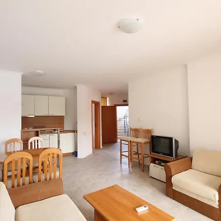 Vega Village بيت للعطل