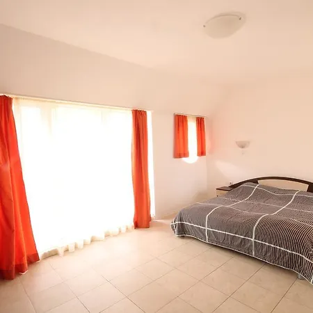 بيت للعطل Vega Village *