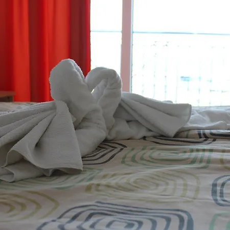 Vega Village Apartmanhotel