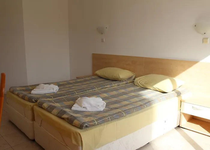 Будинок відпочинку Vega Village *