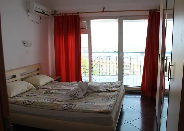 Vega Village Ваканционна къща